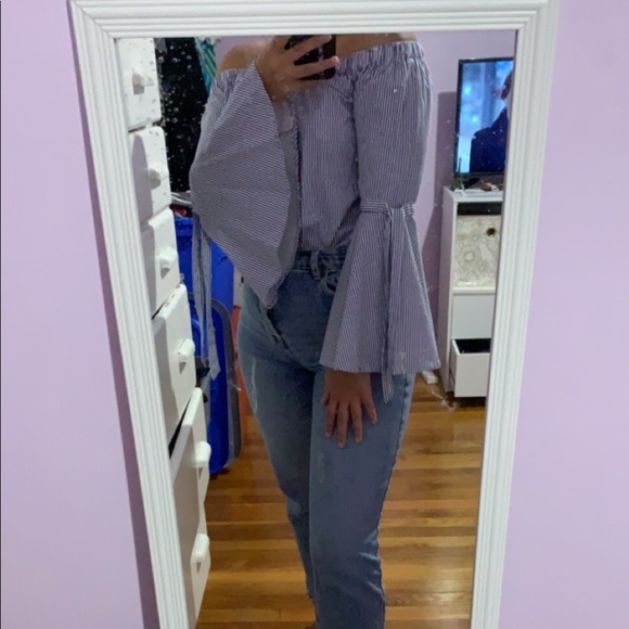 Charlotte Russe Blouse - Picture 4 of 7